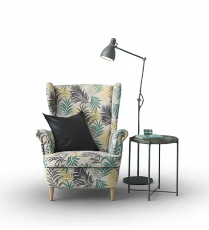 Upholstered accent chair